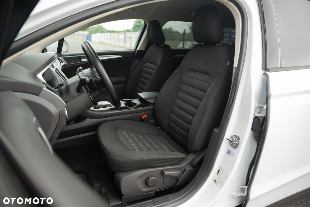 Ford Mondeo SW 2.0 TDCi S&S PowerShift-Aut Business Edition - 25