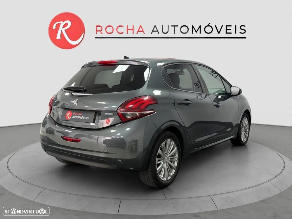 Peugeot 208 1.2 VTi Active - 4