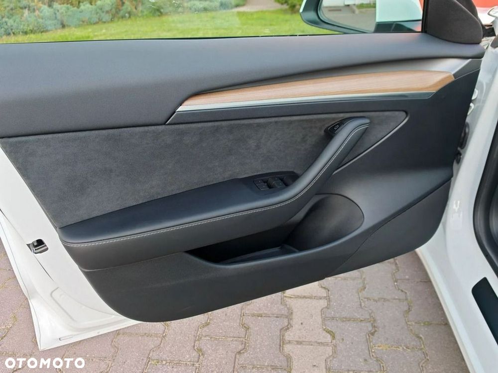 Tesla Model 3 RWD Hinterradantrieb - 20
