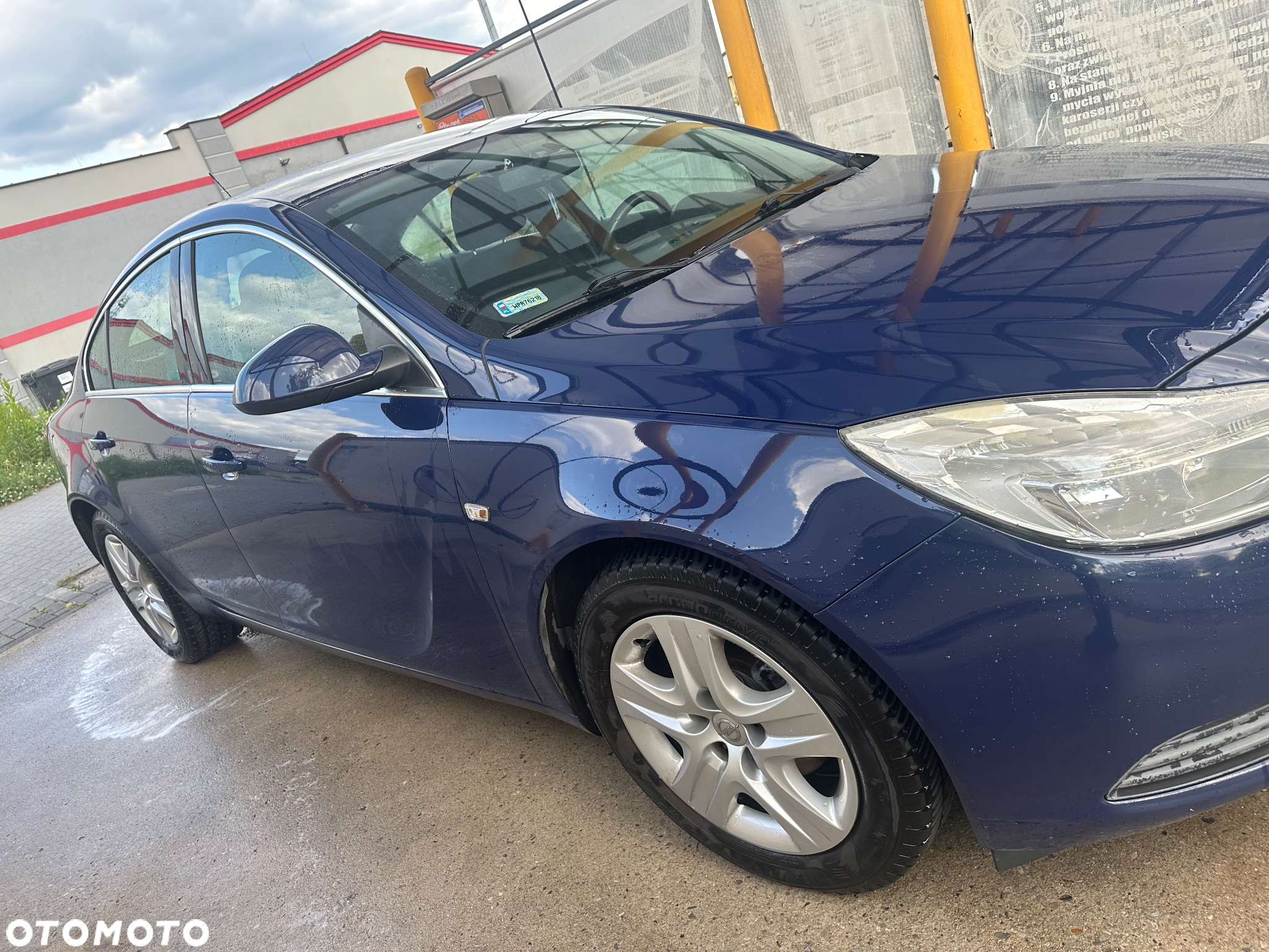 Opel Insignia 1.8 - 4