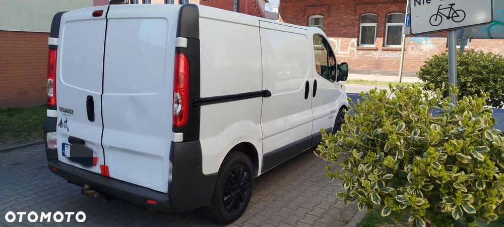 Renault Trafic - 2