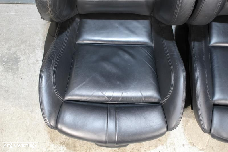 Bancos da Frente BMW M3 E92 em Pele - 4