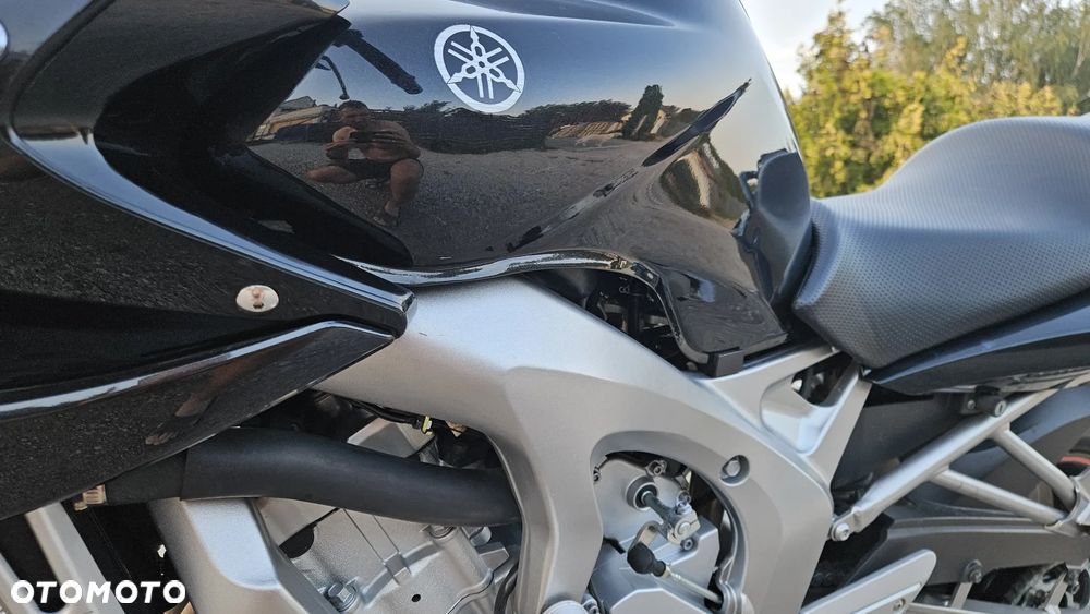 Yamaha FZ6 - 19
