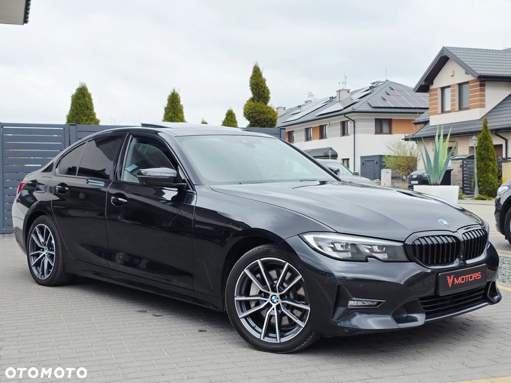 BMW Seria 3 330e Sport Line - 40