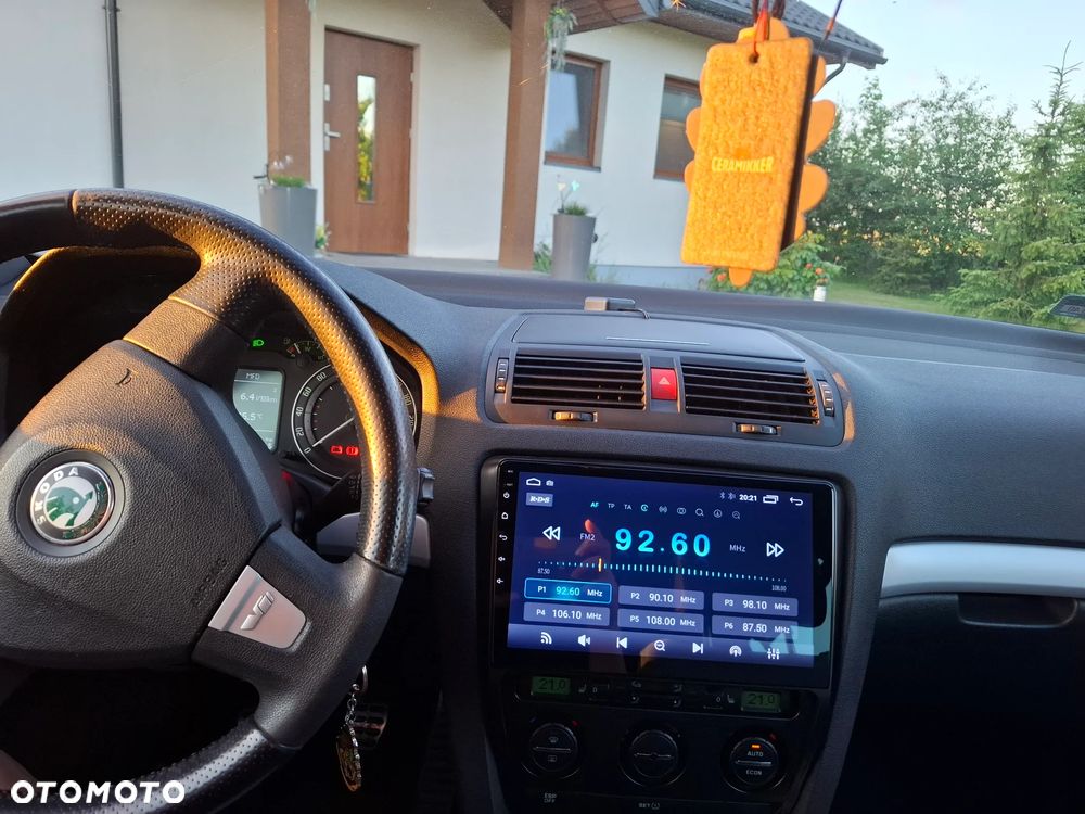 Skoda Octavia 2.0 TDI RS - 12