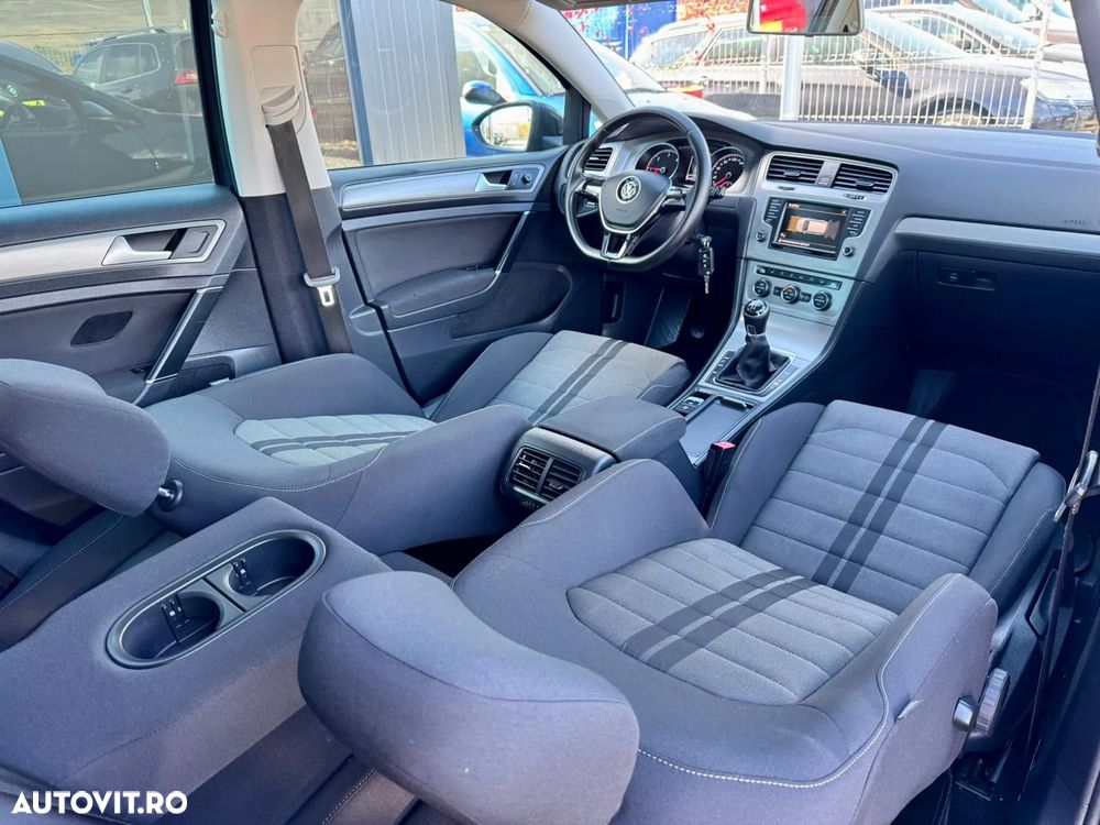 Volkswagen Golf 1.6 TDI DPF BMT Comfortline - 34