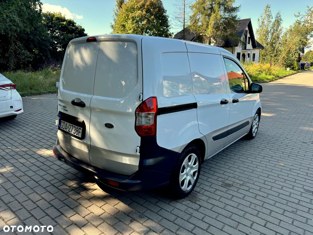 Ford Courier L1 - 11