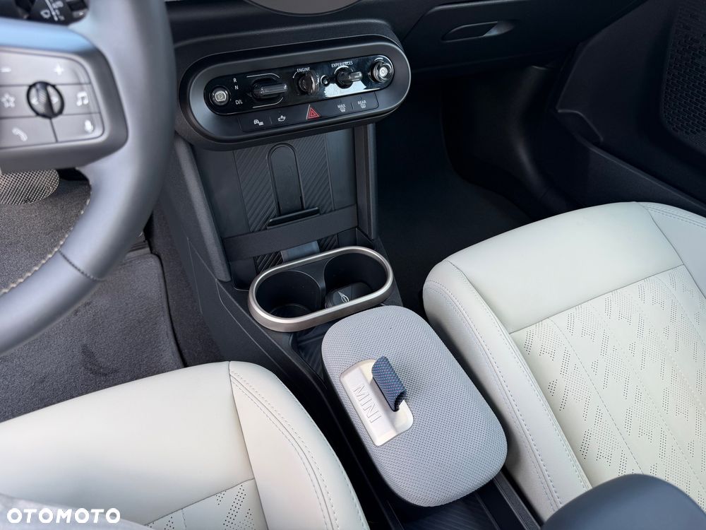 MINI Cooper C Linia Favoured - 23