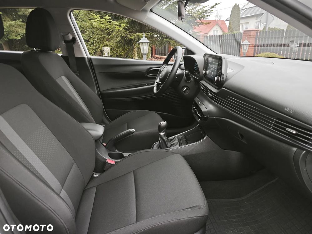 Hyundai i20 1.2 Modern - 21