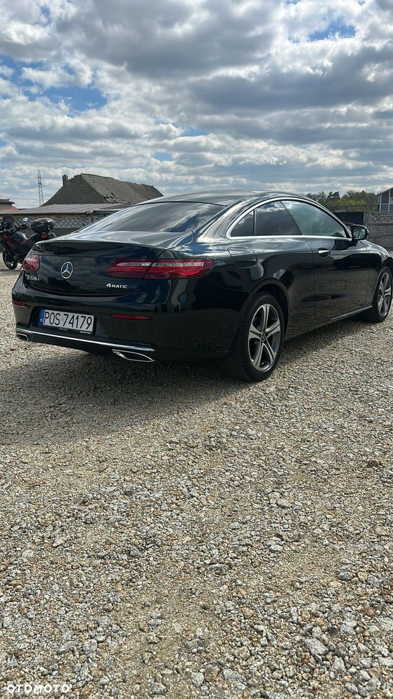 Mercedes-Benz Klasa E 220 d 4-Matic 9G-TRONIC - 3
