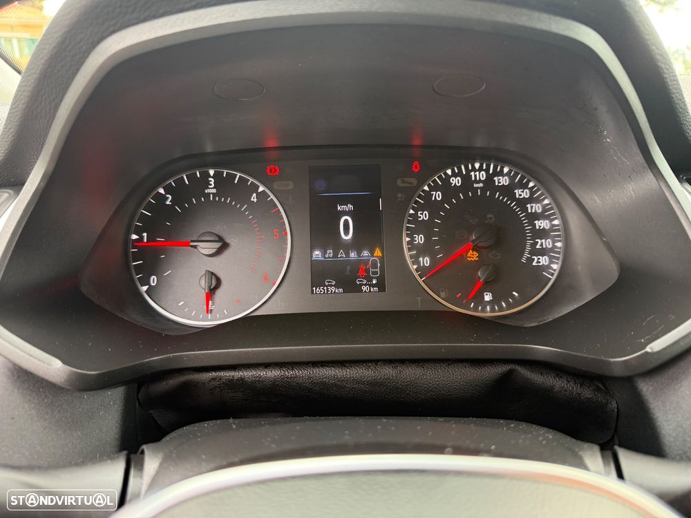 Renault Captur BLUE dCi 115 BUSINESS EDITION - 8