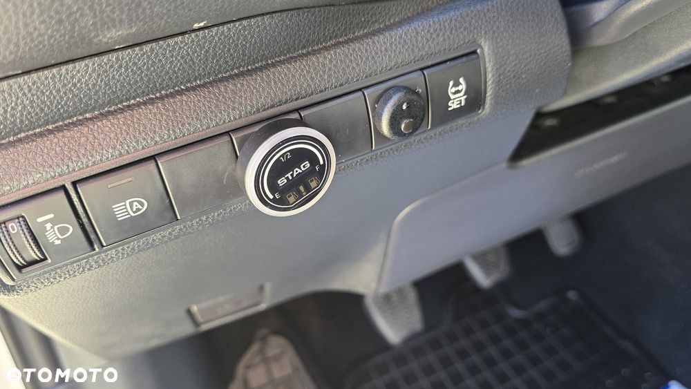 Toyota Corolla 1.5 Comfort - 24