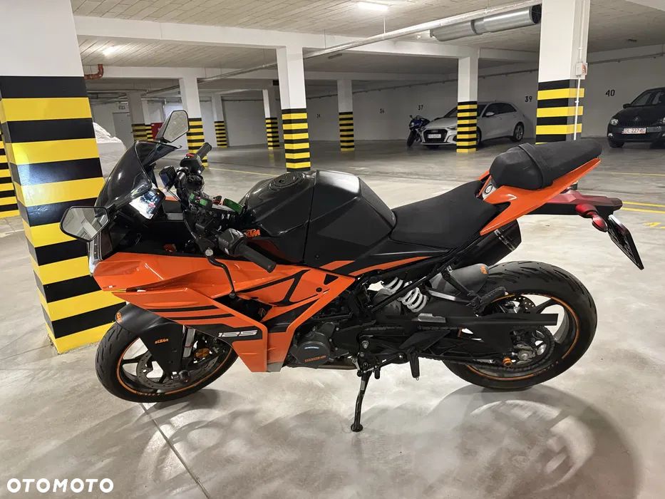 KTM RC 125 - 3