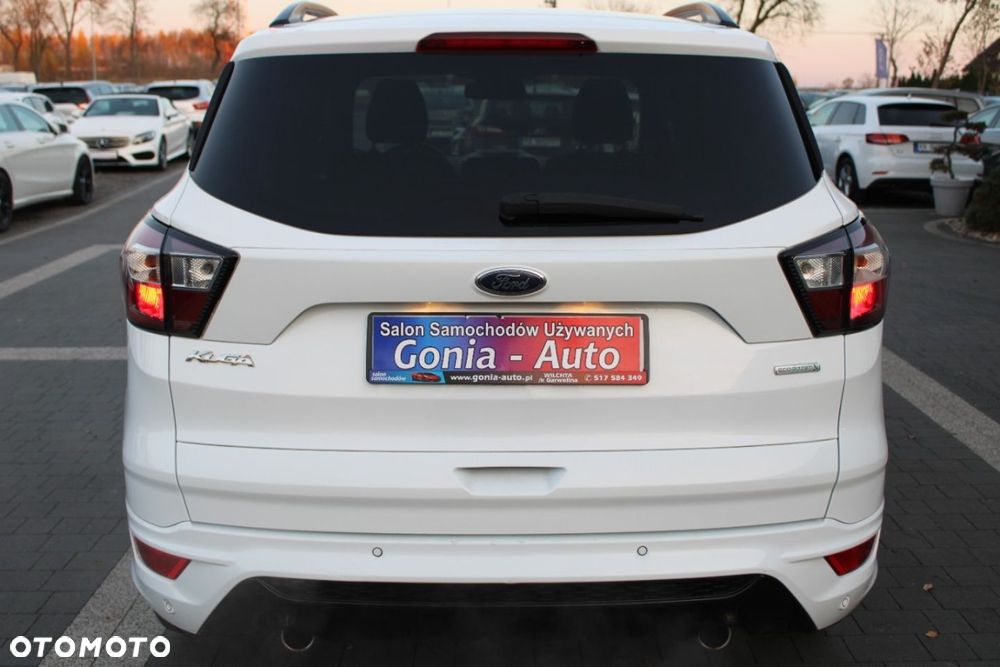 Ford Kuga - 18