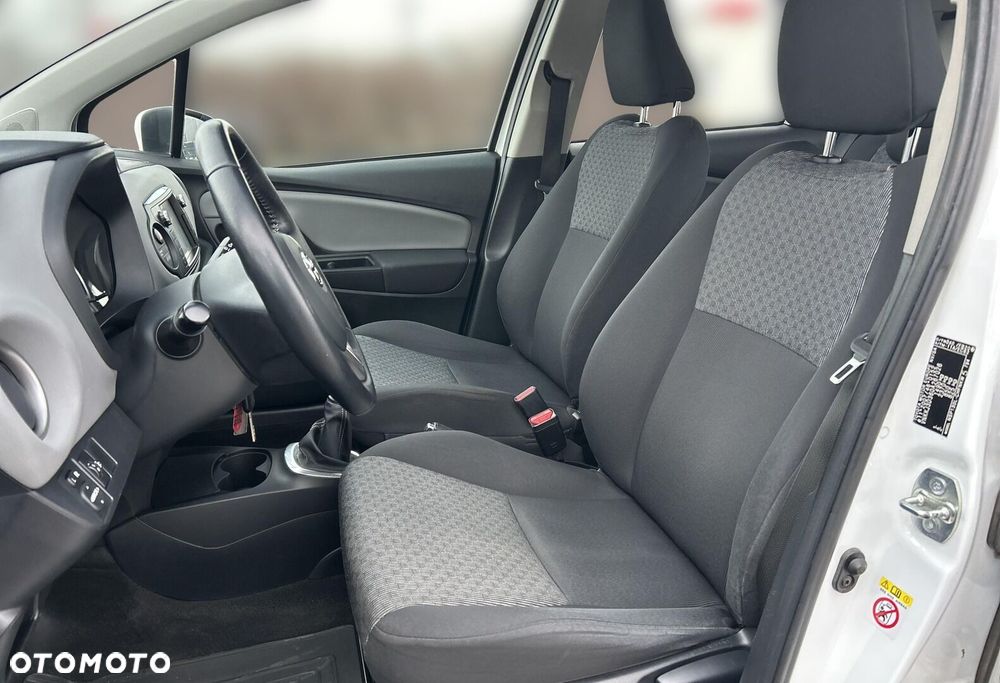 Toyota Yaris - 8