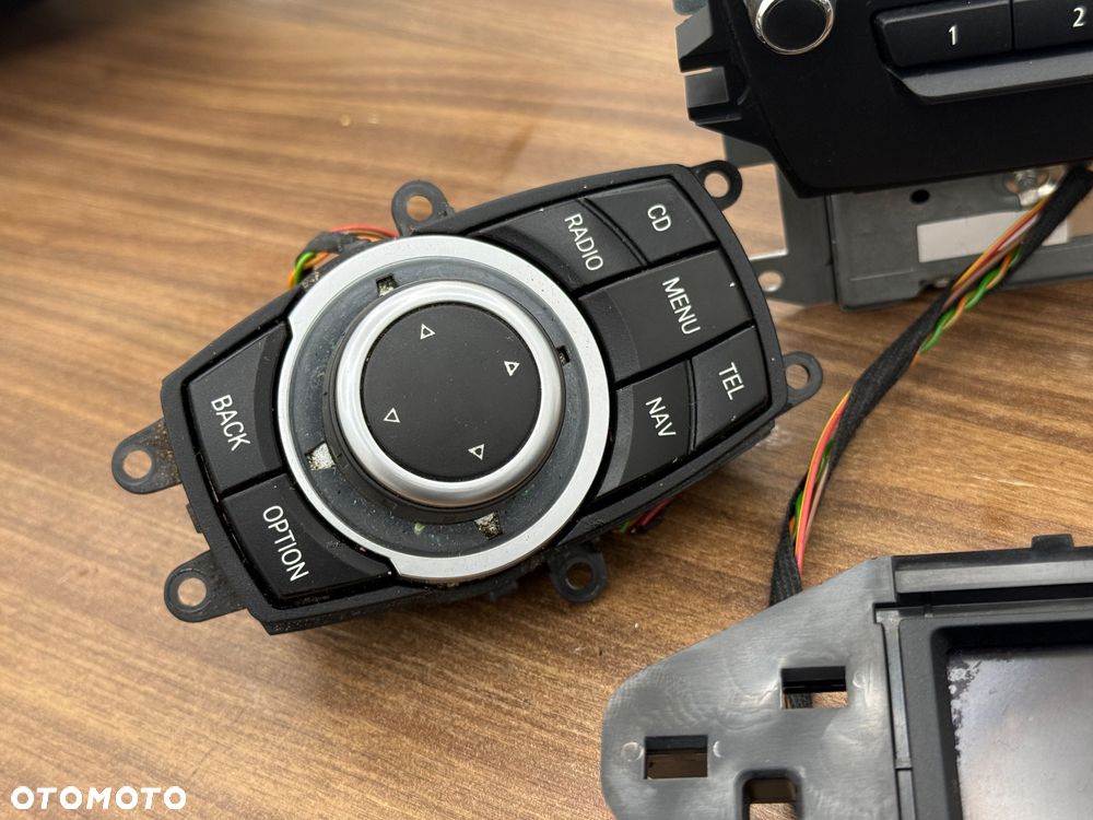 Radio CiC 8,8” nawigacja jednostka sterująca kontroler idrive monitor 9222861 - 2