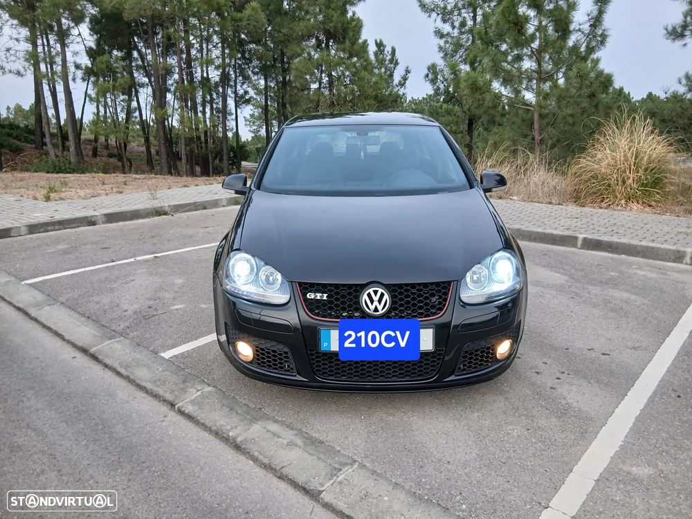 VW Golf 2.0 GTI - 28