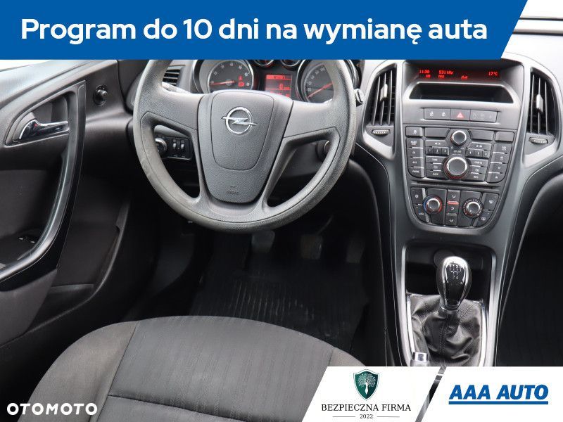 Opel Astra - 9