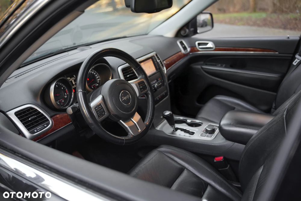 Jeep Grand Cherokee - 8