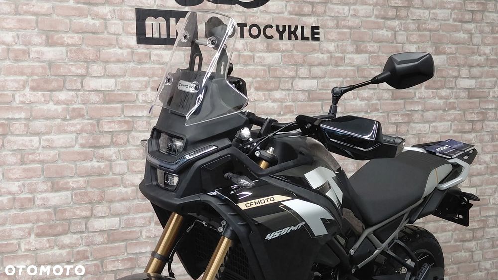 CFMoto MT - 5