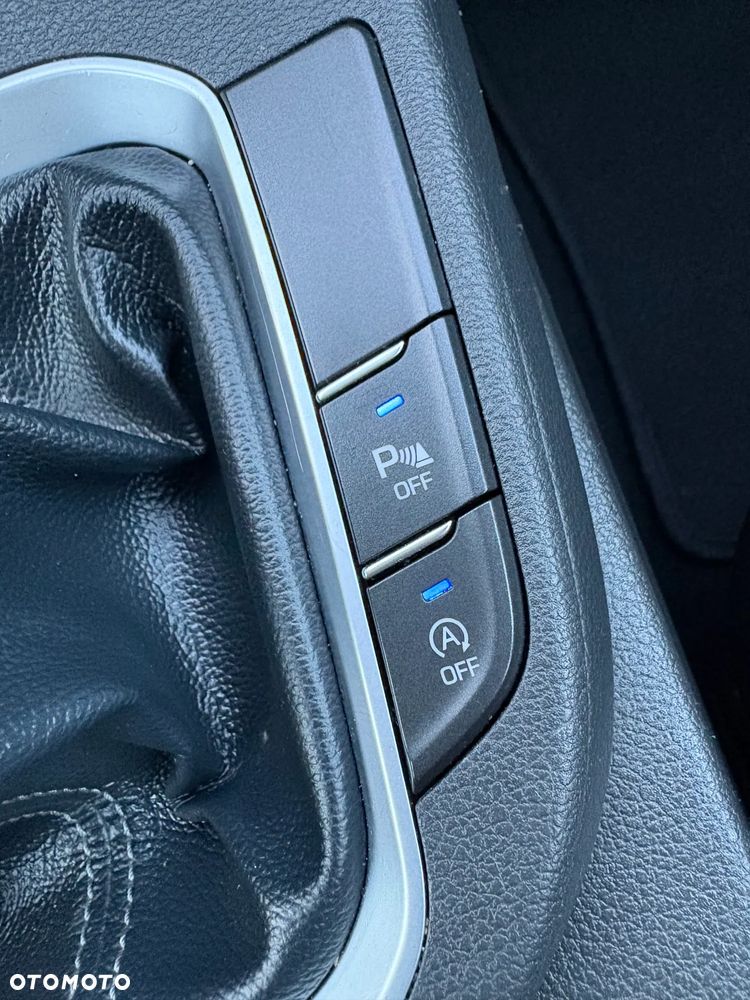 Hyundai i30 - 16