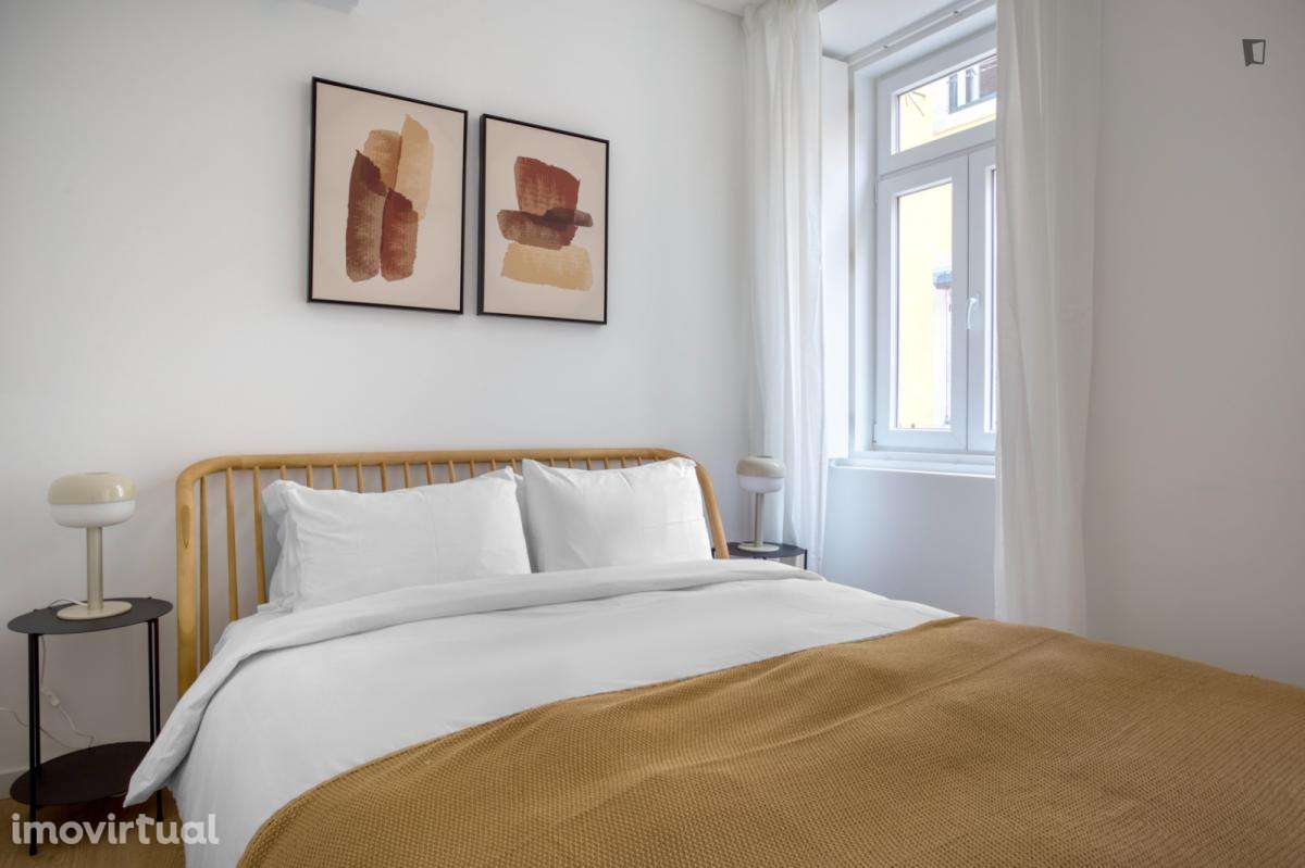 Apartamento com 1 quartos - localizado em São Bento Lisbon - Grande imagem: 2/6