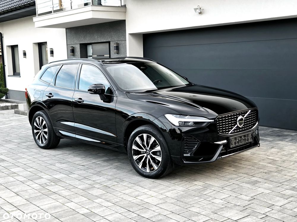 Volvo XC 60 B4 D AWD Plus Dark - 5