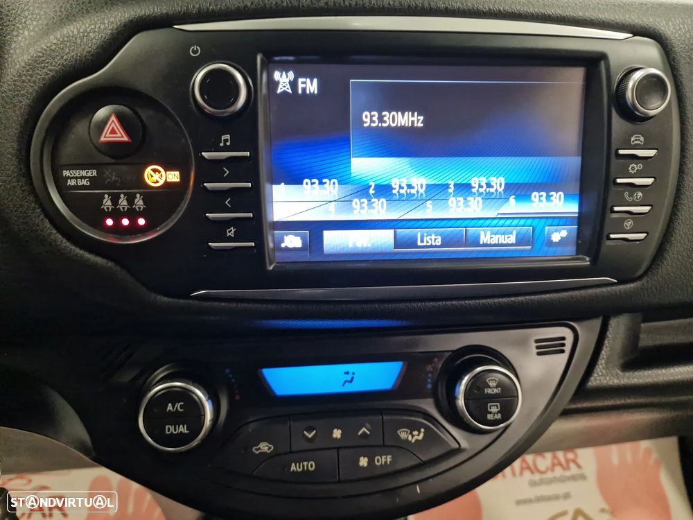 Toyota Yaris 1.0 VVT-i Comfort+P.Style - 35