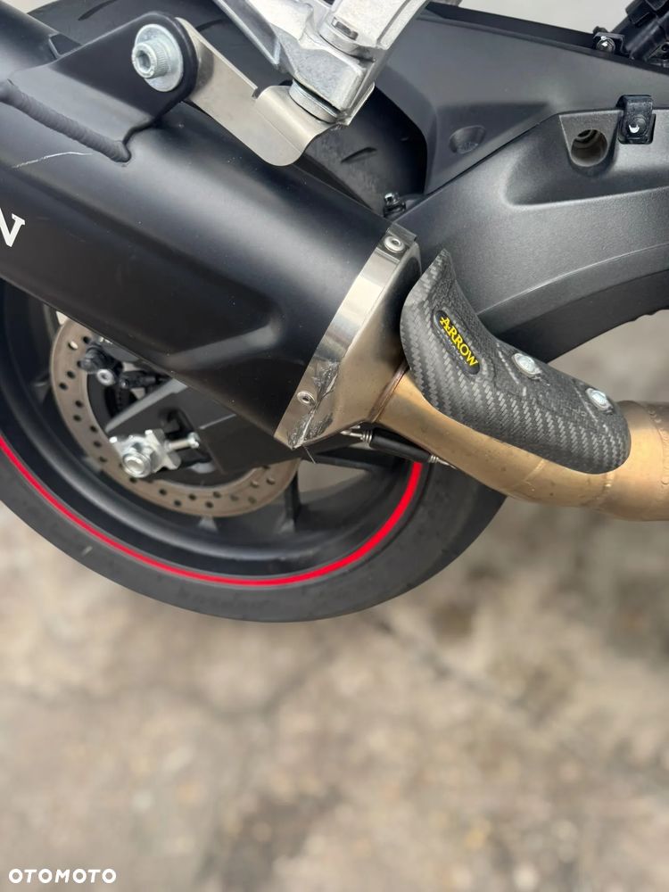 Honda CBR - 22