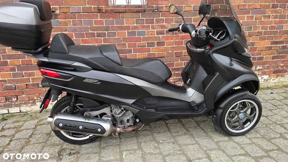 Piaggio MP-3 - 16