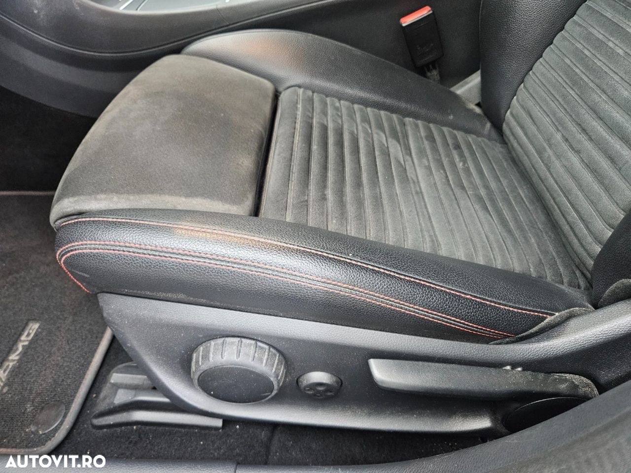 Mercedes-Benz CLA - 9