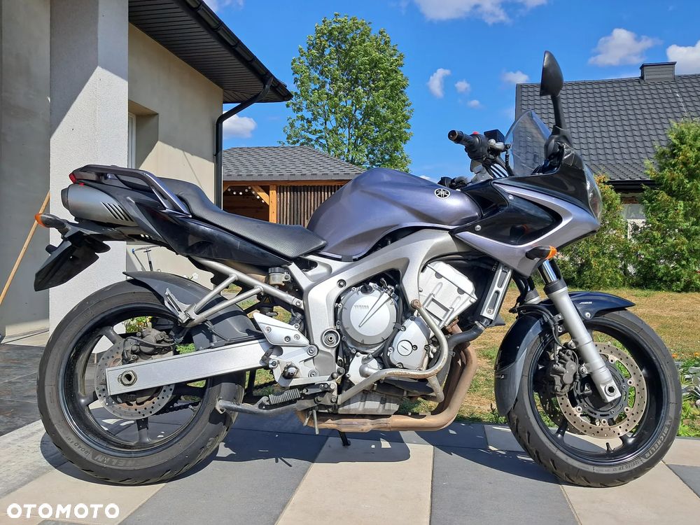 Yamaha FZ6 - 4