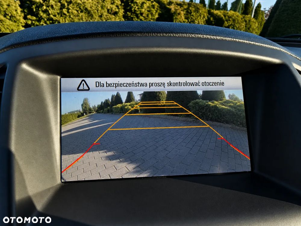 Opel Insignia - 17