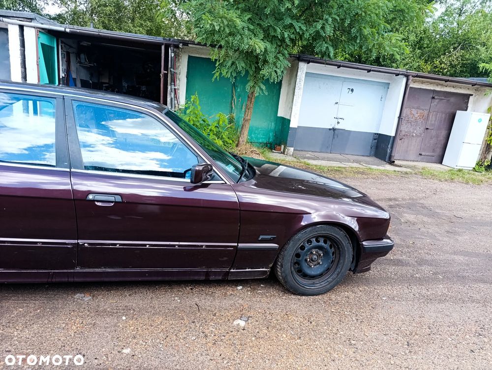 BMW Seria 5 520i - 15