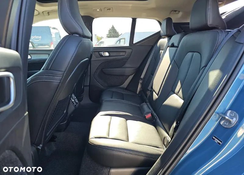 Volvo XC 40 - 11