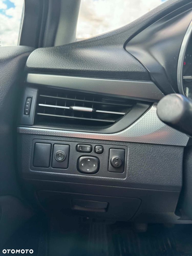 Toyota Avensis 1.8 Selection - 16