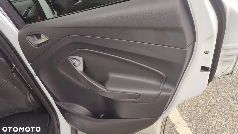 Ford Kuga 2.0 TDCi 4x4 Titanium - 10