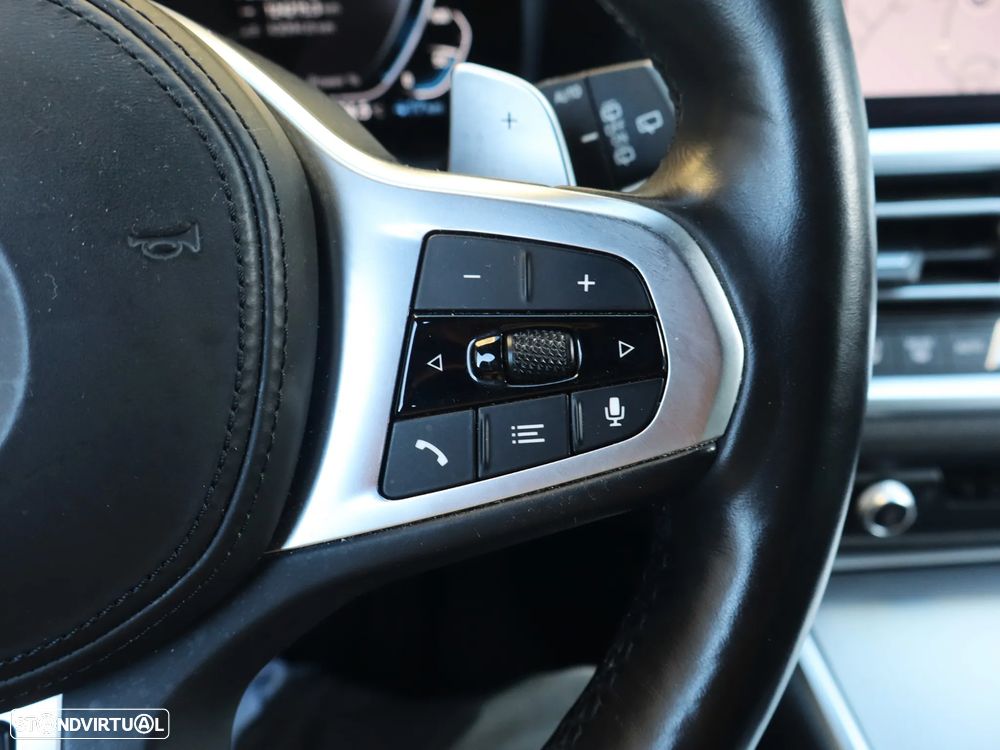 BMW 330 e Aut. M Sport - 11