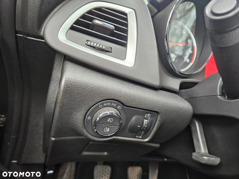 Opel Astra 1.4 Turbo ENERGY - 23