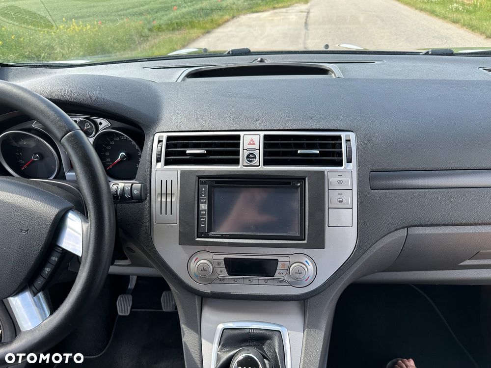 Ford Kuga 2.0 TDCi 4x4 Trend - 14