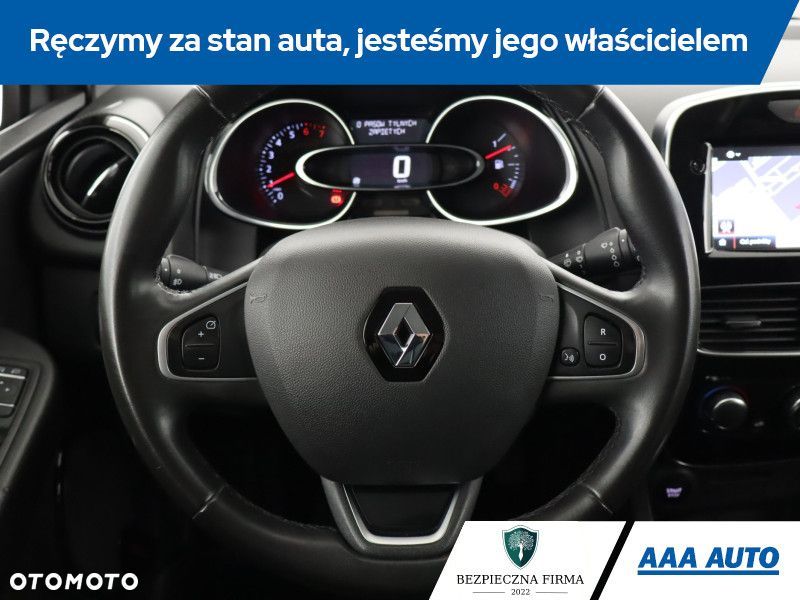 Renault Clio - 17