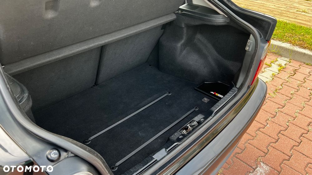 BMW Seria 3 316i - 8