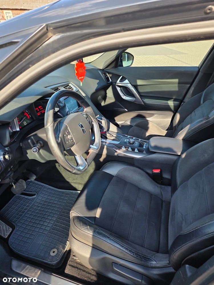 Citroën DS5 2.0 HDi SoChic - 10