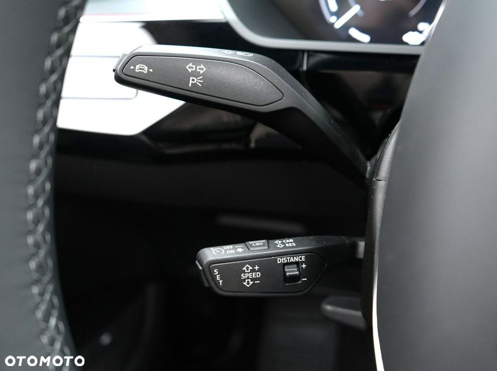 Audi Q8 Sportback e-tron - 19