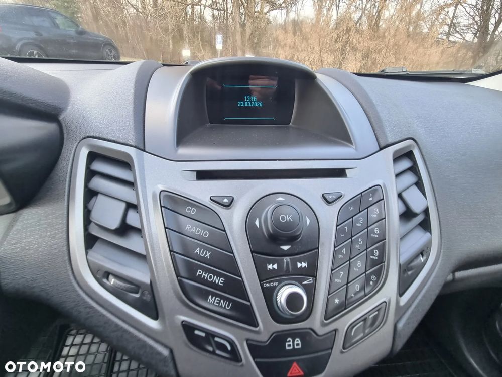 Ford Fiesta 1.5 TDCi Silver X - 21