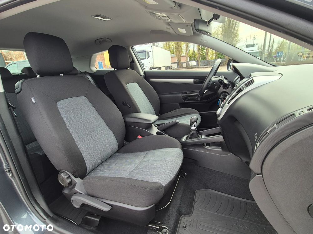 Kia ProCeed 1.4 Comfort - 30