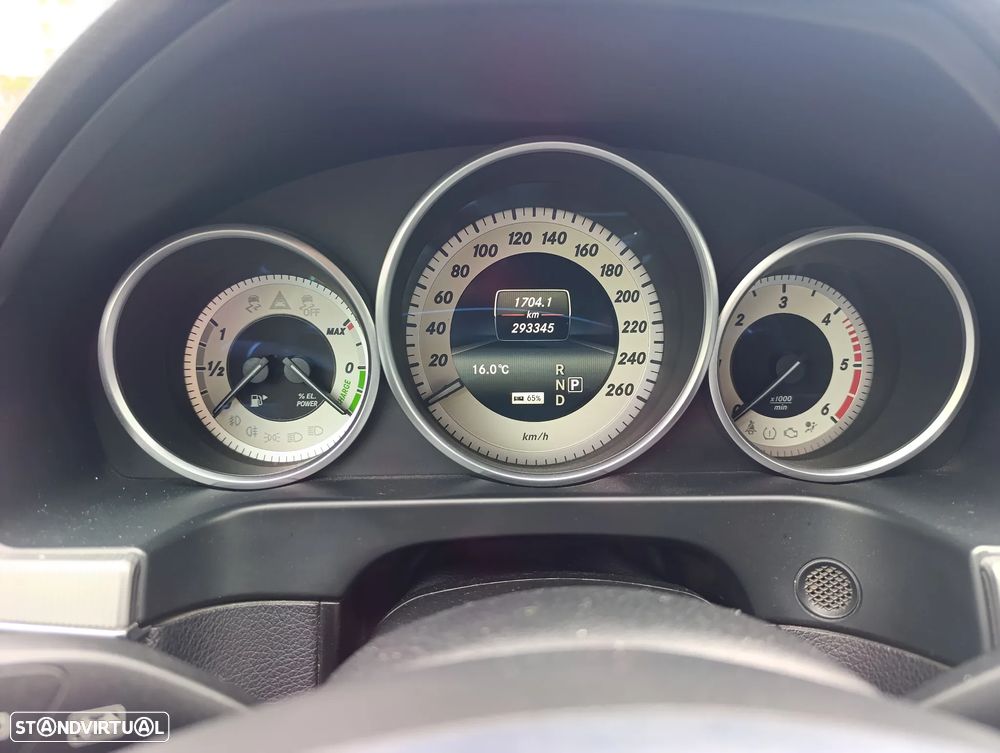 Mercedes-Benz E 300 Bluetec Hybrid Avantgarde - 7