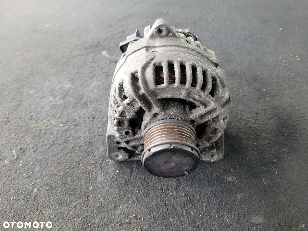 Alternator 0124425071 8200660033 Renault Scenic 2 1,5 DCI - 4