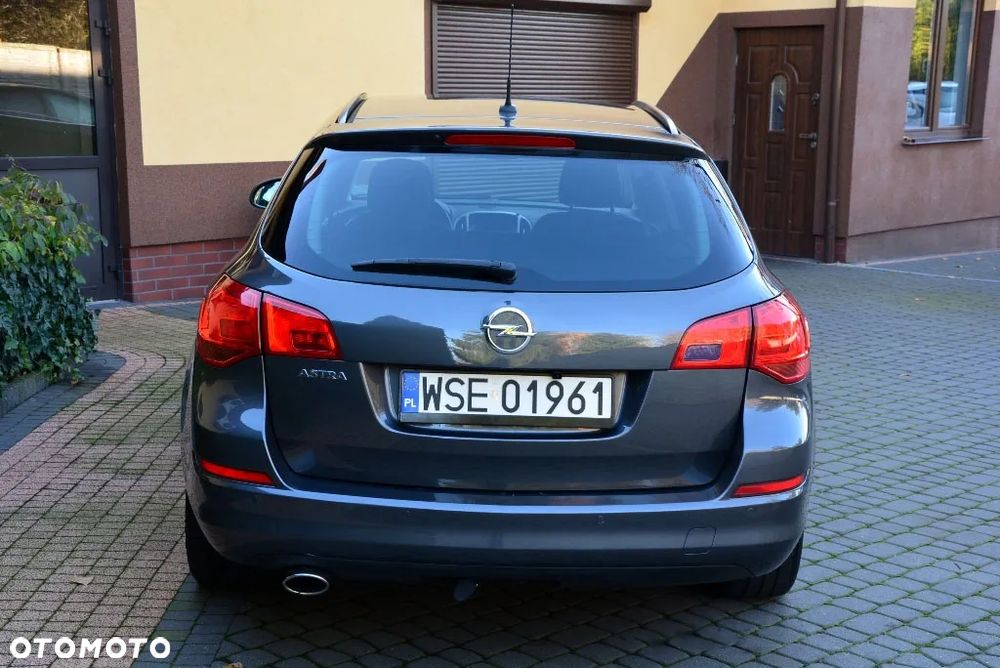 Opel Astra 1.4 Turbo Sports Tourer 150 Jahre - 11