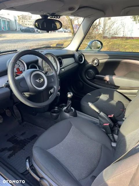 MINI ONE Standard - 11